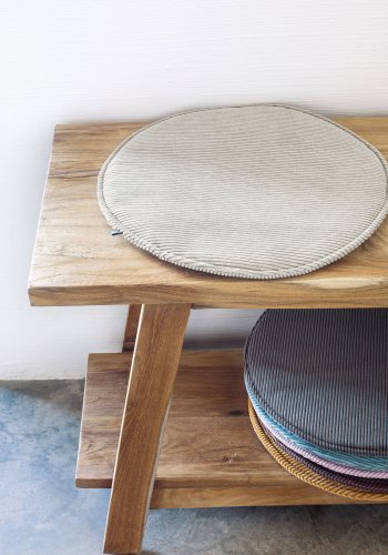 KAVE HOME Sora stolpute - taupe flyelsstoff (35)