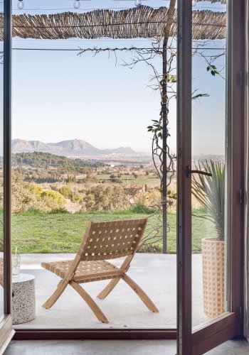 KAVE HOME Chabeli loungestol, foldbar - akacietr og beige snor