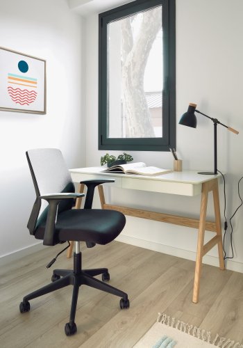 KAVE HOME Ingo skrivebord - hvit/naturlig MDF/eik, m. 2 skuffer