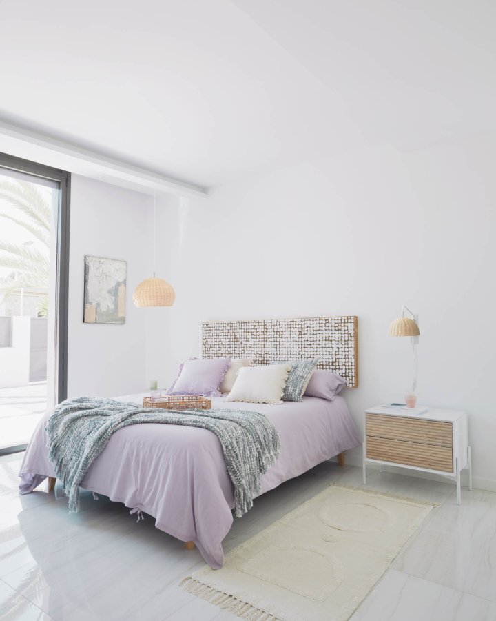 KAVE HOME Damila vegglampe - naturlig rotting og hvitt metall