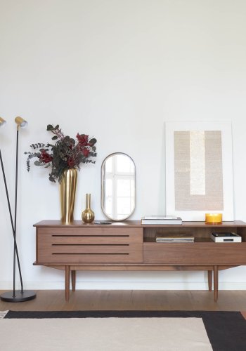 KAVE HOME Carolin TV-bord, m. 1 dr og 1 skuff - brun valnttfiner og valntttre (180x45)