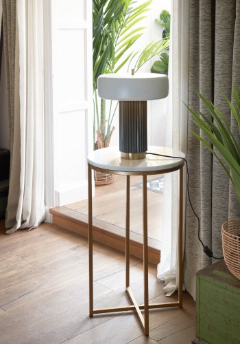 KAVE HOME rundt Sheffield sidebord - hvit marmor og gullmetall (43)