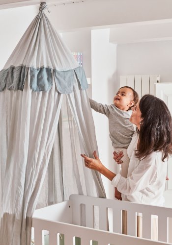 KAVE HOME Carelene sengehimmel - lysebl bomull