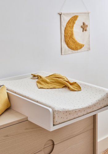 KAVE HOME Nunila stellebord - hvit MDF (72x55)