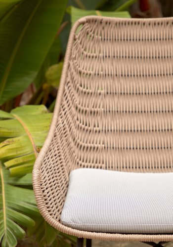 KAVE HOME Abeli lenestol, med stoffpute - beige tau og stl