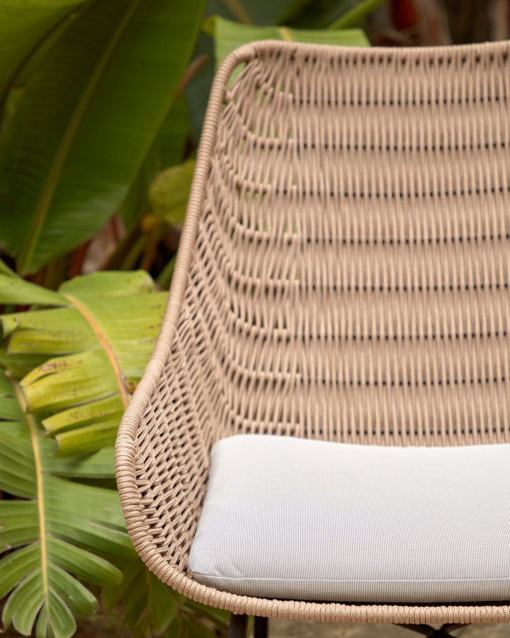 KAVE HOME Abeli lenestol, med stoffpute - beige tau og stl