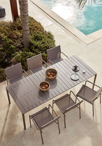 KAVE HOME Zaltana hagebord, med tilleggsplate - brunt aluminium (140(200)x90)