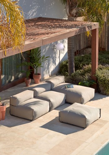 KAVE HOME Firkantet modul for hagesofa, med ryggsttte - grnt stoff og svart aluminium (101x101)