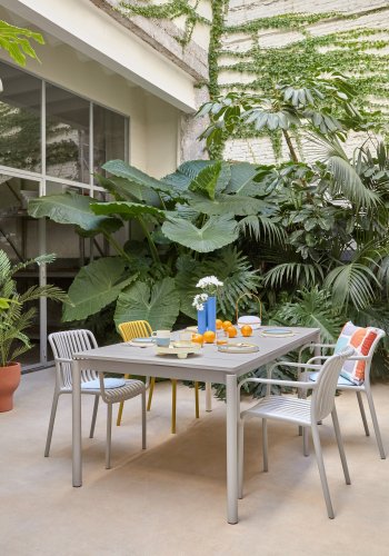 KAVE HOME Zaltana uttrekkbart utebord laget av aluminium i lys gr utfrelse, 180 (240) x 100