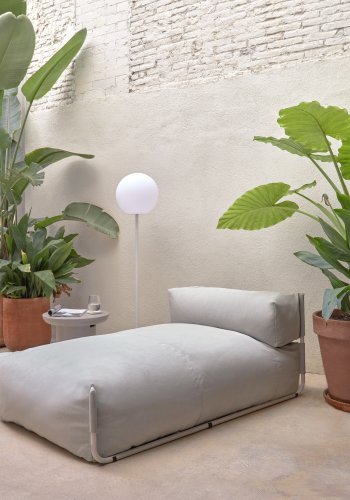 KAVE HOME Firkantet sjeselongmodul for hagesofa, m. ryggsttte - lysegrt stoff og hvit aluminium (165x101) 