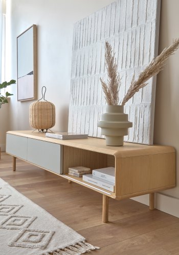 KAVE HOME Anielle TV-bord, m. 2 skyvedrer - gr/naturlig ask finer/asketre (180x41)