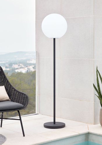 KAVE HOME Dinesh gulvlampe, batterils - sort stl og hvit polyetylen ( 35)