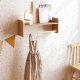 KAVE HOME Florentina vegghylle for barn, med hengestang - hvit MDF og naturlig furu (52,5x15)