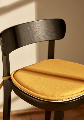 KAVE HOME pute til Romane stol - sennepsgult stoff (43x43)