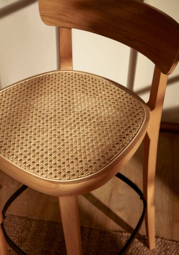 KAVE HOME Romane barkrakk, med ryggsttte og fotsttte - naturlig rotting og naturlig/svart ask finer/bk