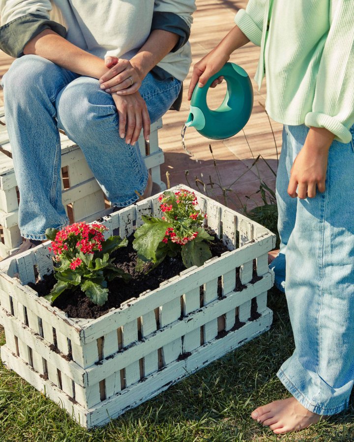 KAVE HOME Rawni hagelekesett med vannkanne, rake og spade