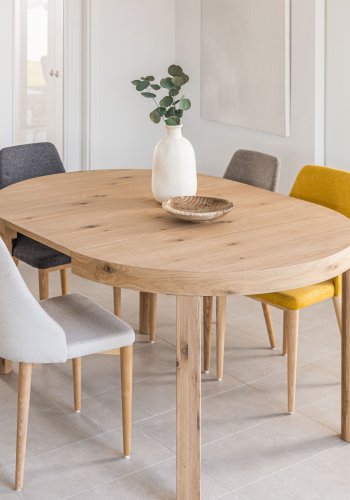 KAVE HOME Colleen spisebord, med butterfly bordplate, rund - naturlig eikefiner (120(170)x120)