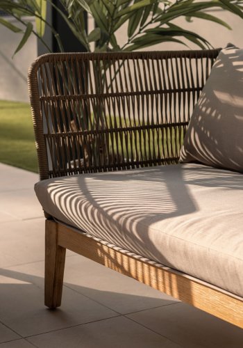 KAVE HOME Bellano 3-seters sofa - naturlig polyester/eukalyptus tre og beige stoff