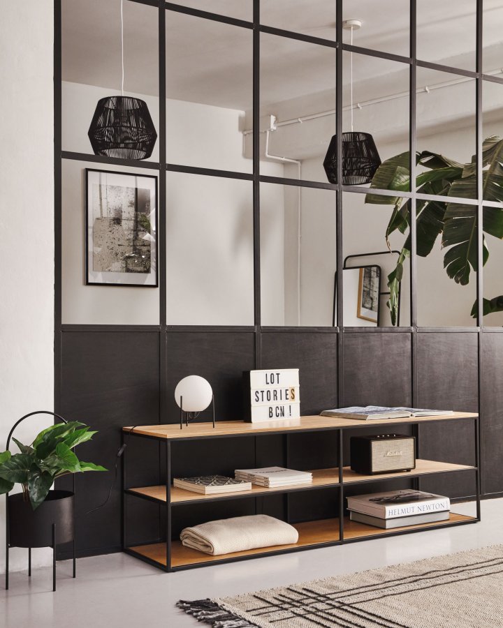 KAVE HOME Yoana TV-bord, m. 2 hyller - naturlig eikefiner og svart jern (160x40)