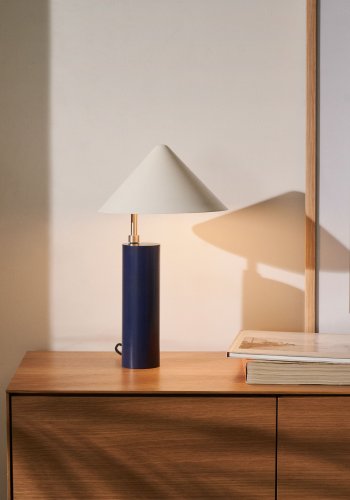 KAVE HOME Shiva bordlampe - hvitt og bltt jern