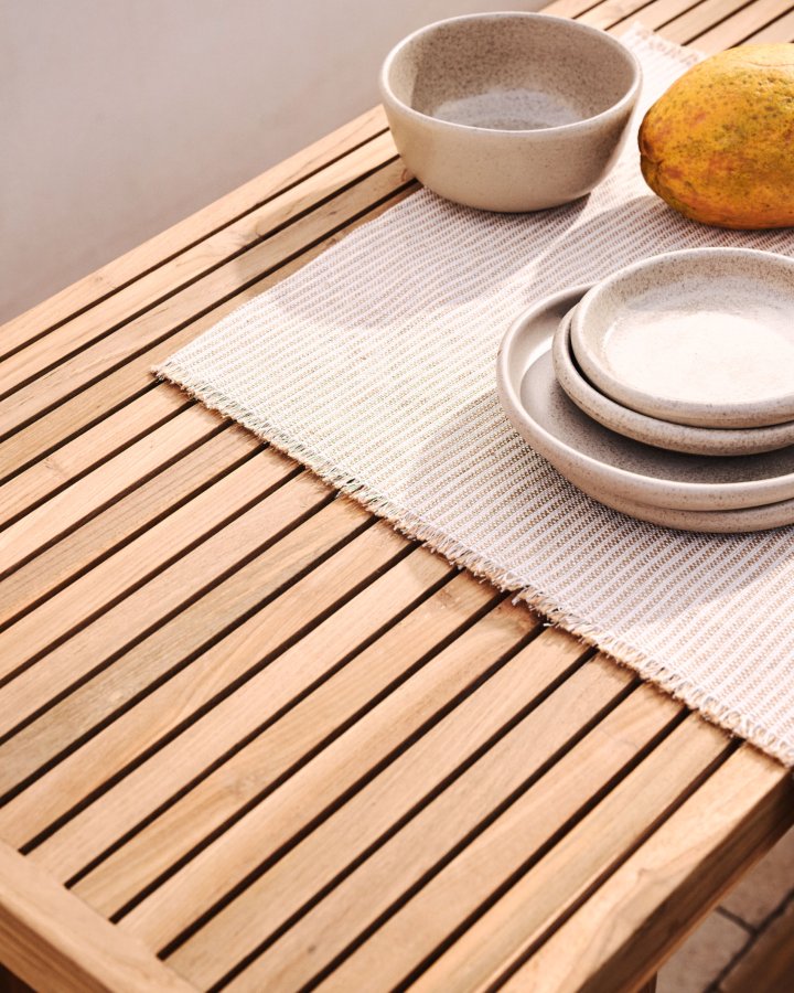 KAVE HOME Canadell utendrs barbord, rektangulrt - naturlig resirkulert teak (140x70)