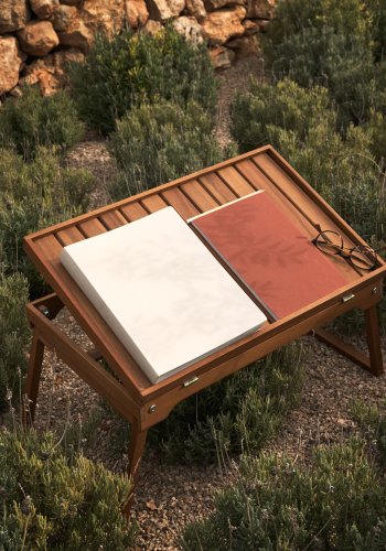 KAVE HOME Mani foldebrett - naturlig akasietre