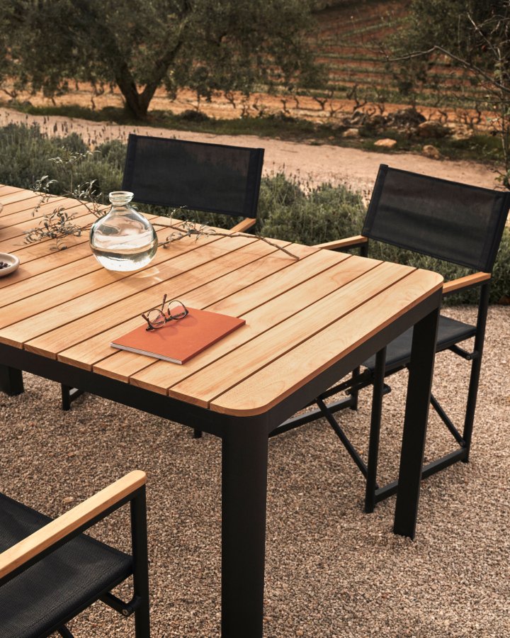 KAVE HOME Bona hagebord, rektangulrt - naturlig teak og svart aluminium (200x100)