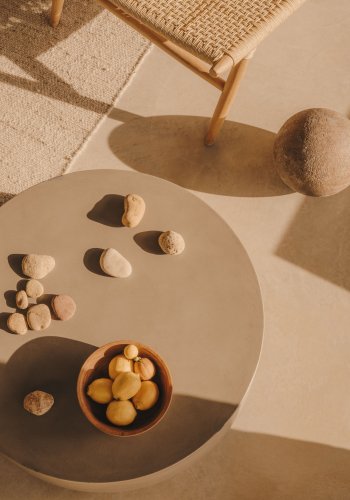 KAVE HOME Garbet salongbord, for innvendig og utvendig, rund - gr fibersement (60)