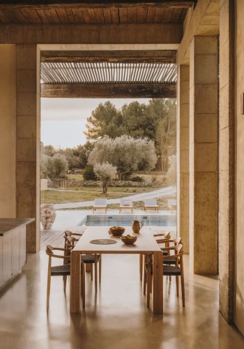 KAVE HOME Deyanira spisebord, rektangulrt - naturlig eikefiner og eiketre (220x110)