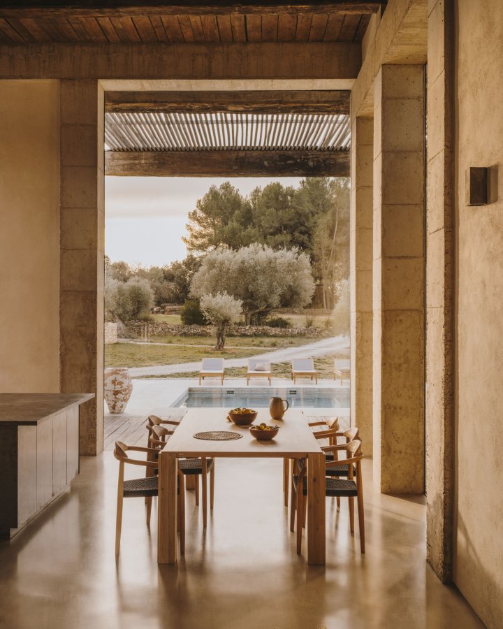 KAVE HOME Deyanira spisebord, rektangulrt - naturlig eikefiner og eiketre (220x110)