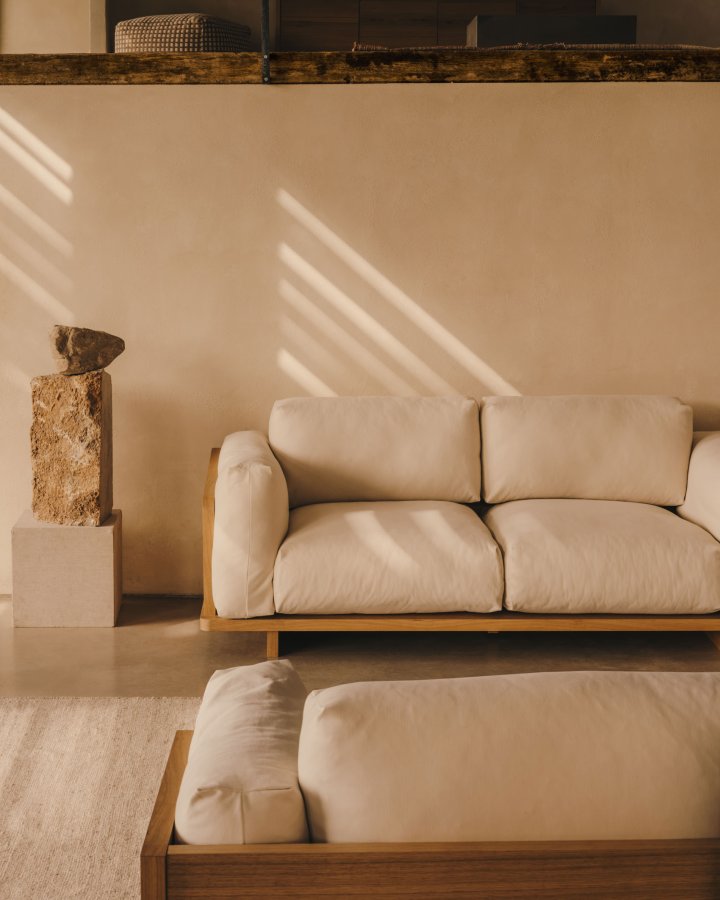 KAVE HOME Oaq 3-seters sofa - beige stoff (225cm)