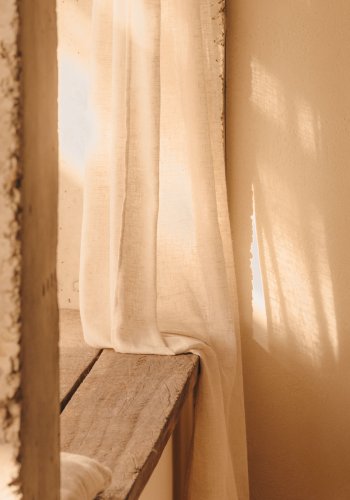 KAVE HOME Mahina gardin - beige bomull (140x260)