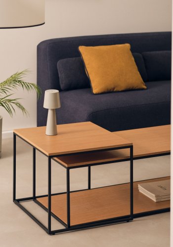 KAVE HOME Yoana sofabord, m. 1 nederste hylle - naturlig eikefiner og hvitt jern (sett med 2)
