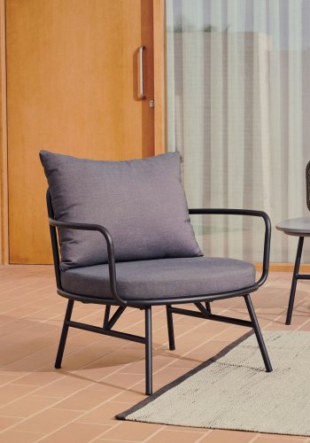 KAVE HOME Bramant lenestol, med armlener og stoffputer - sort stl