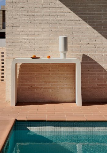 KAVE HOME Aiguablava konsollbord, rektangulrt - hvit sement (120x80)