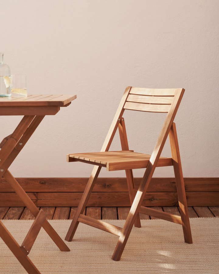 KAVE HOME Sadirar hagestol, sammenleggbar - naturlig akasietre