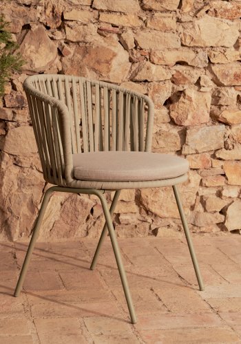 KAVE HOME Saconca hagestol, med pute - beige tau og stl