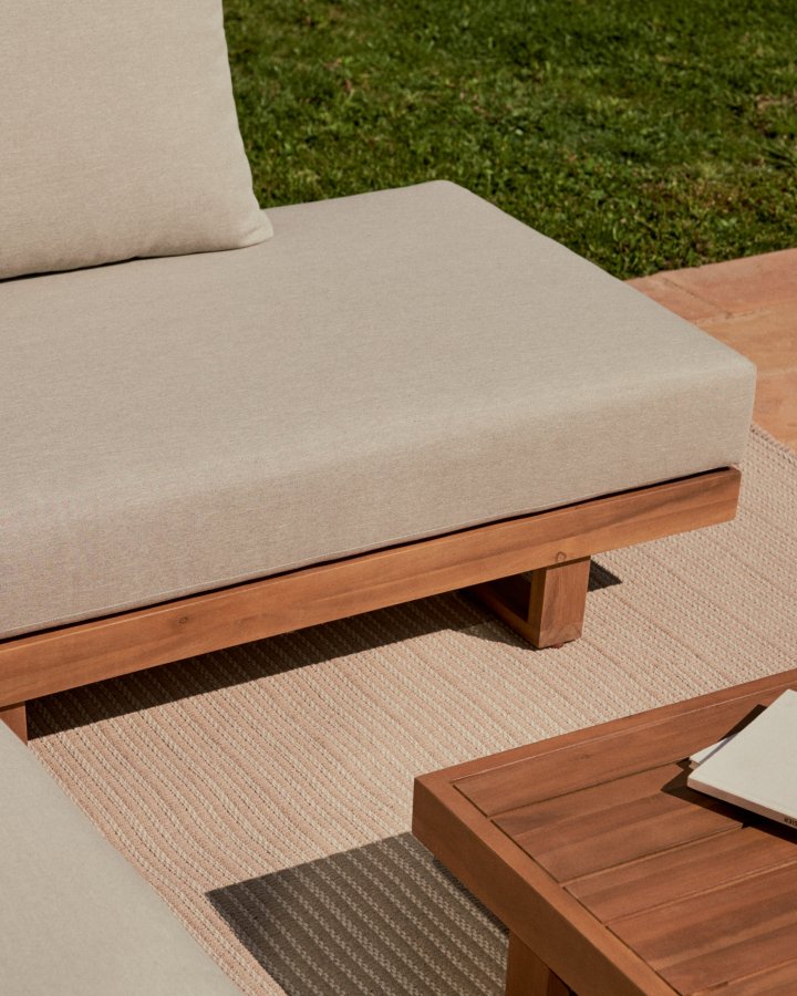 KAVE HOME Raco utendrs 5-manns hjrnesofa og salongbord - akasietre