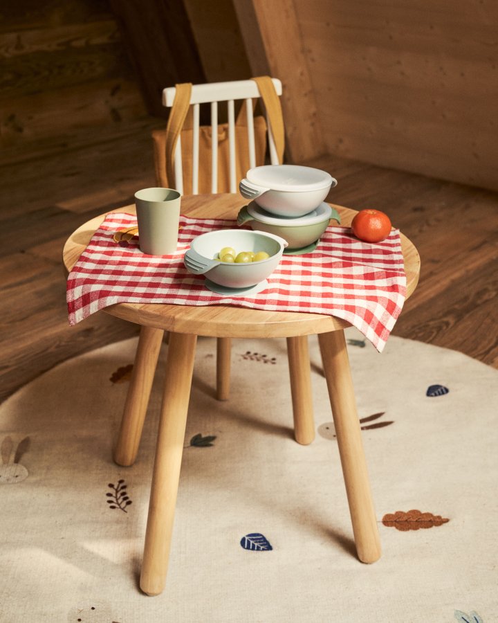 KAVE HOME Dilcia barnbord, runt - naturgummitr (55)