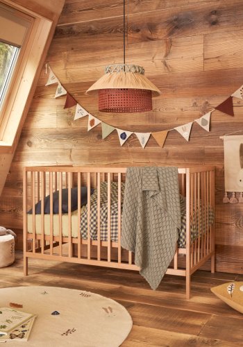 KAVE HOME Shantal sprinkelseng i heltre ask i naturlig utfrelse, 60 x 120 cm