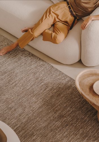 KAVE HOME Malenka brunt ullteppe 200 x 300 cm