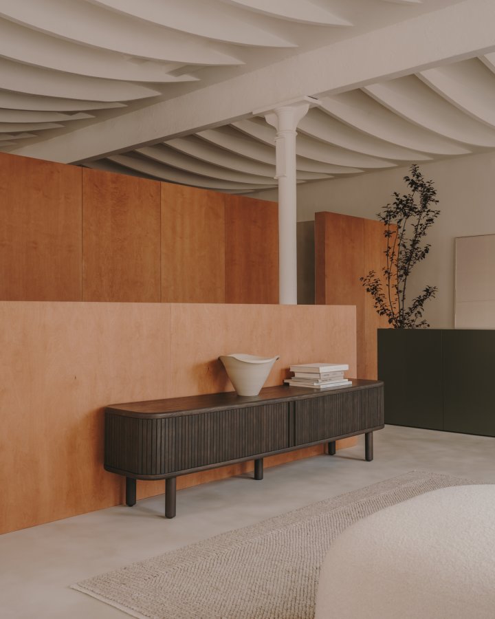 KAVE HOME Mailen TV-bord, m. 2 drer - mrk ask finer (200x40)