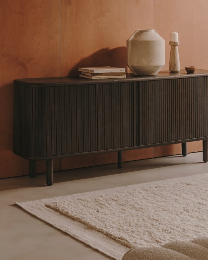 KAVE HOME Mailen skjenk, m. 2 drer og hyller - mrk ask finer (180x40)