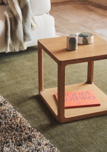 KAVE HOME Maymai sidebord, firkantet - naturlig eik (50x50)