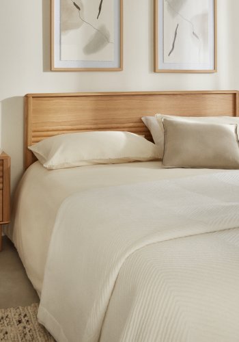 KAVE HOME Lenon sengeramme, med sengegavl og lameller - naturlig eik og eikefiner (160x200)