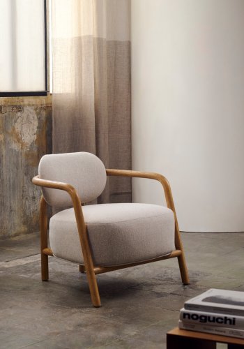 KAVE HOME Melqui lenestol, med armlener - beige og naturlig eik