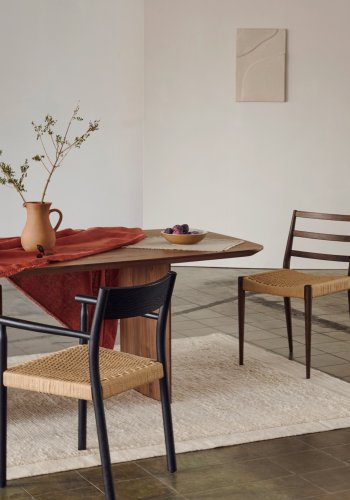 KAVE HOME Analy spisestuestol - eik i tau- og valnttfinish