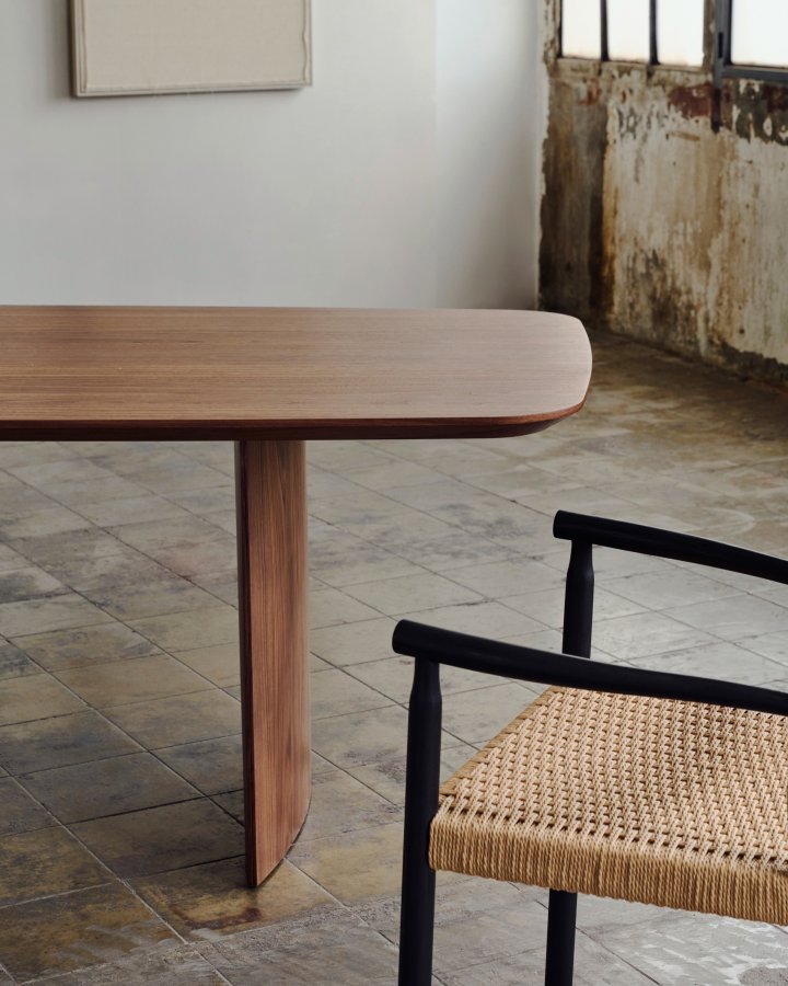 KAVE HOME Litto spisebord, rektangulrt - brun valnttfinish (200x100)