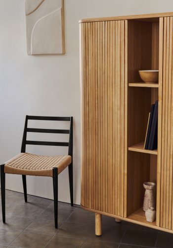 KAVE HOME Mailen skap, m. 2 drer og 2 hyller - finér i naturlig ask