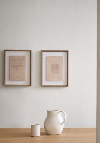 KAVE HOME Sormina-bilde med brune striper verst 30 x 40 cm